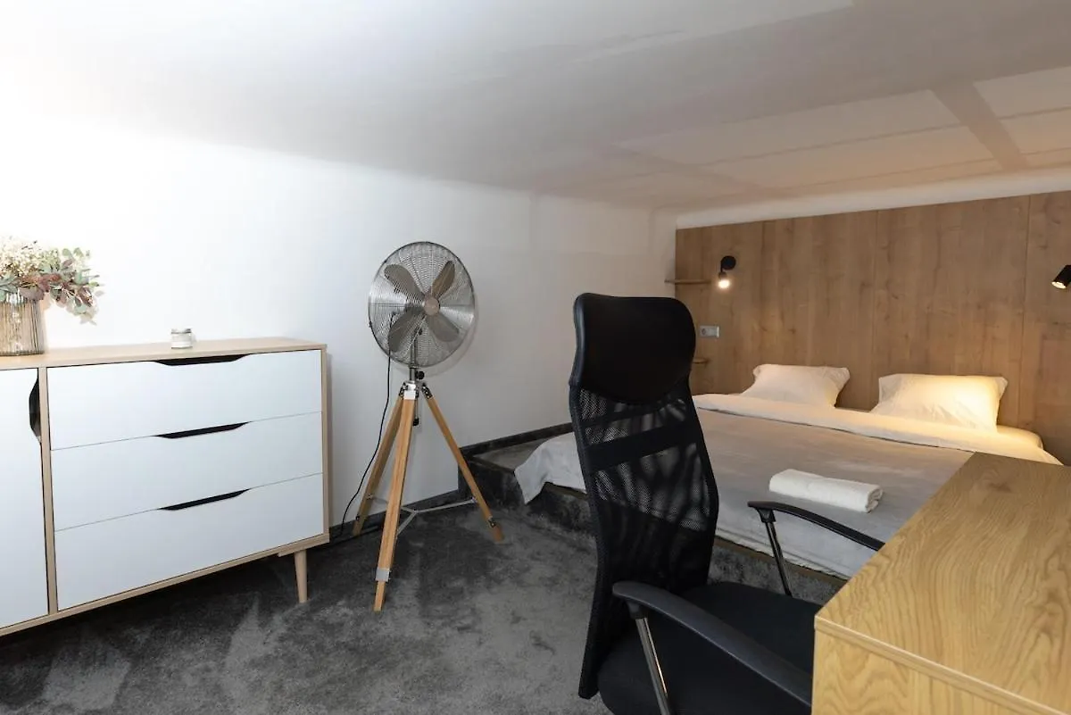 Central 2 Bedroom Apartment! Budapest Hungría